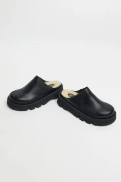 Miista Lohana Black Mules -Shoes Promotion Shop E8 lohana black mules 02