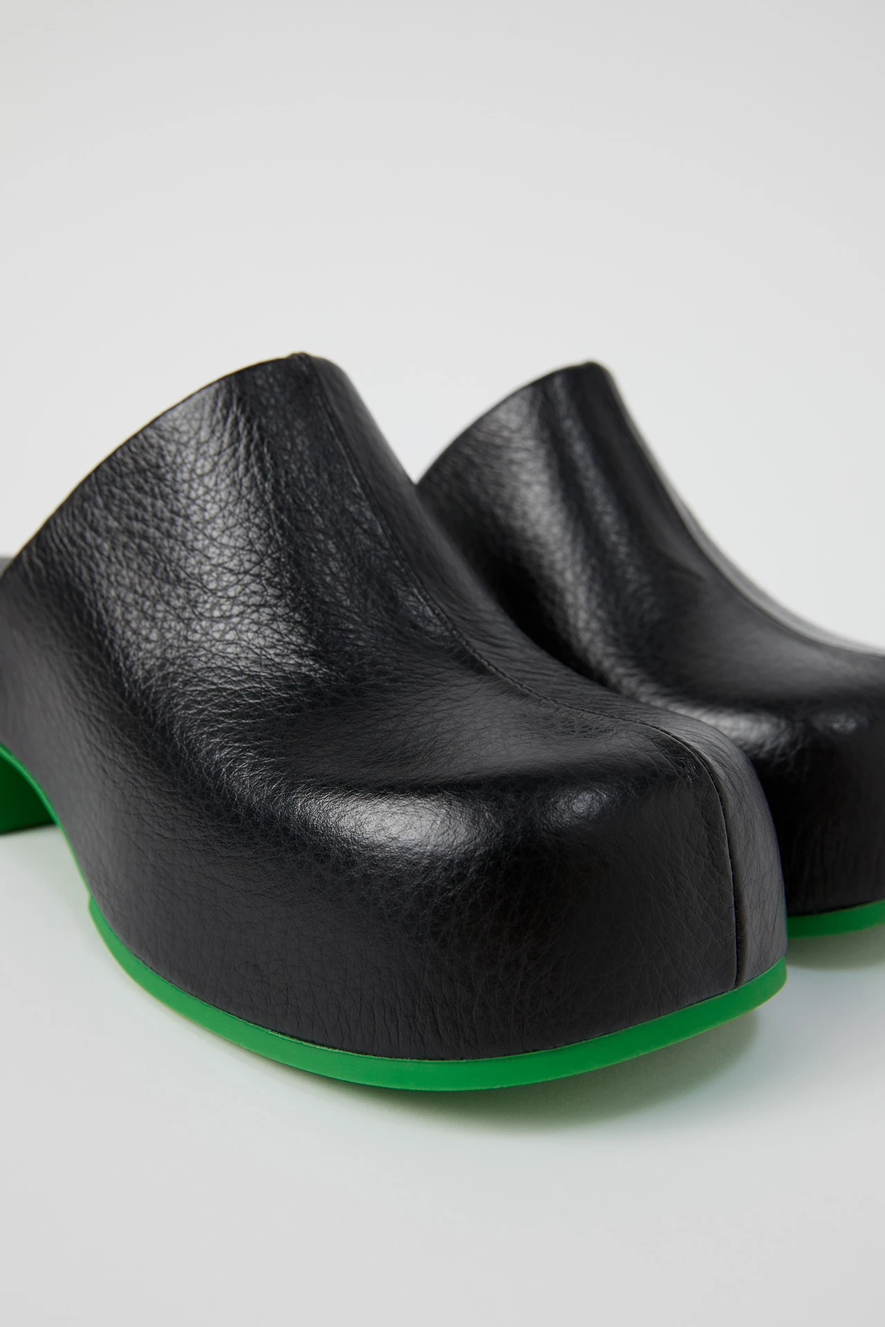 Miista Pris Raven Mules 6 Miista Pris Raven Mules - Image 4